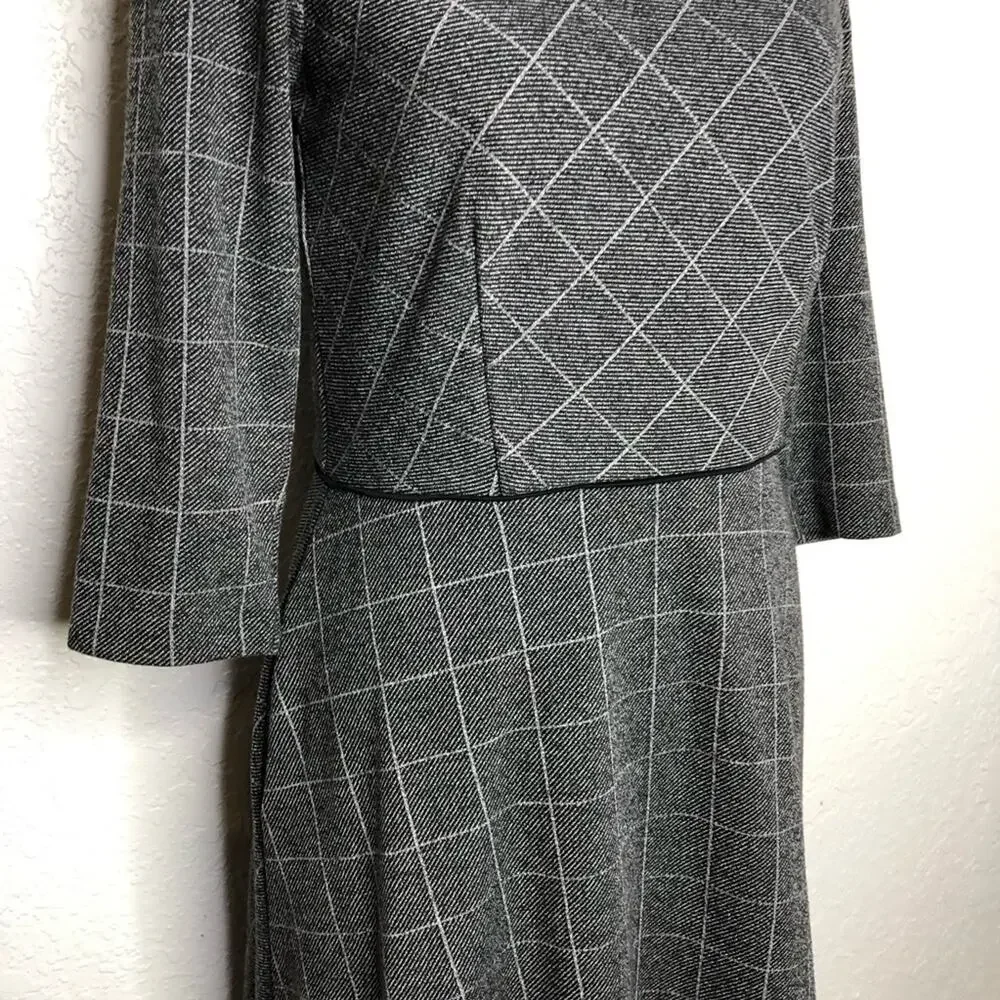 Banana Republic gray black plaid dress size 8 classic office business casual